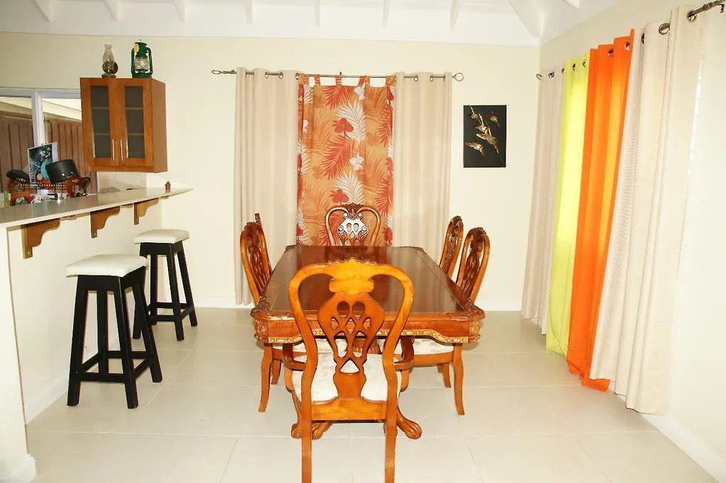 Villa @ The Palms Priory