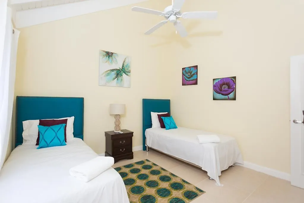 Villa @ The Palms Priory